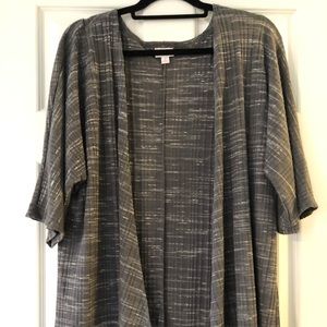 LuLaRoe Lindsay Kimono